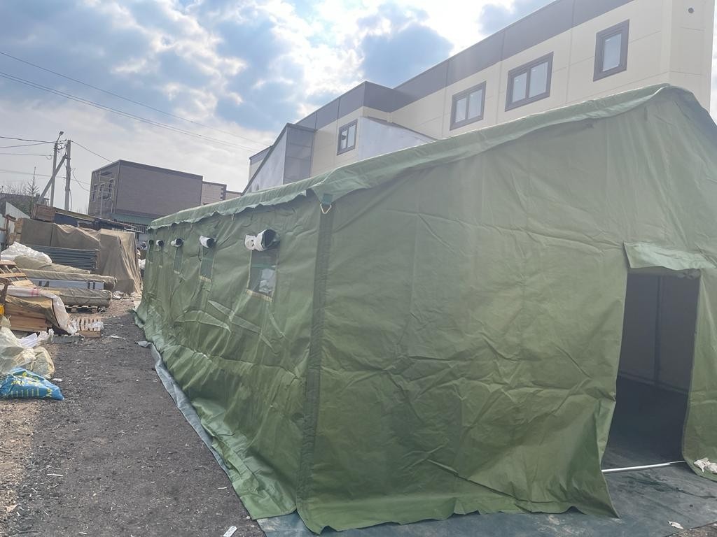 Палатка Каркасная утепленная зеленого цвета 12х6